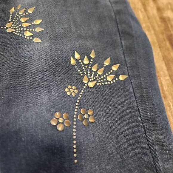 Tommy Hilfiger Tribeca Skinny studded floral jeans - Picture 2 of 9